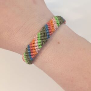800 AEO Multi Color Macrame Cross Grain Adjustable‎ Slider Bracelet